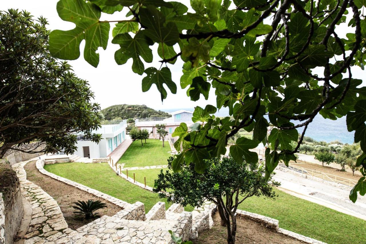 Borgo Rosso Di Sera Resort San Lucido Exterior foto