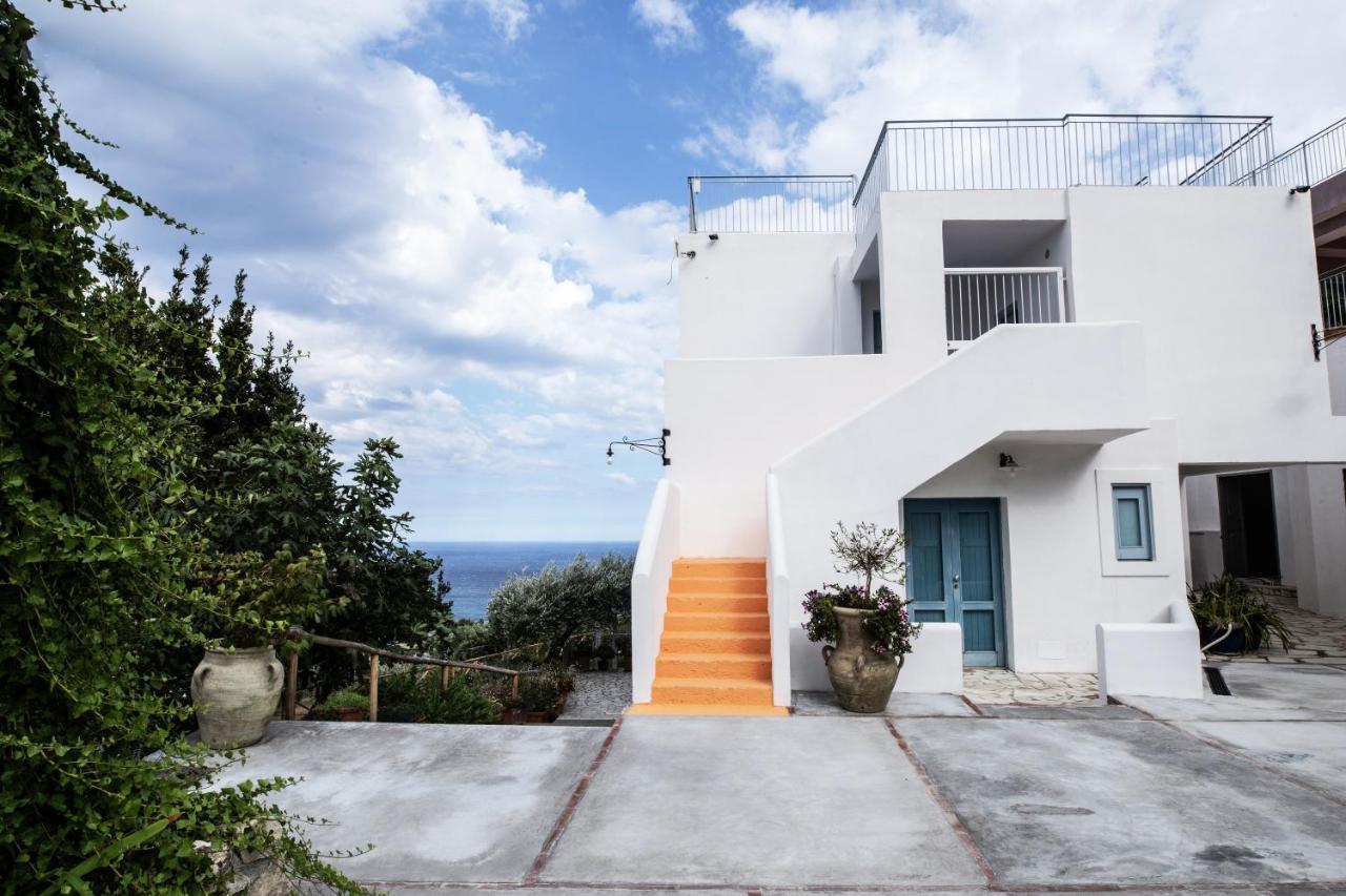 Borgo Rosso Di Sera Resort San Lucido Exterior foto