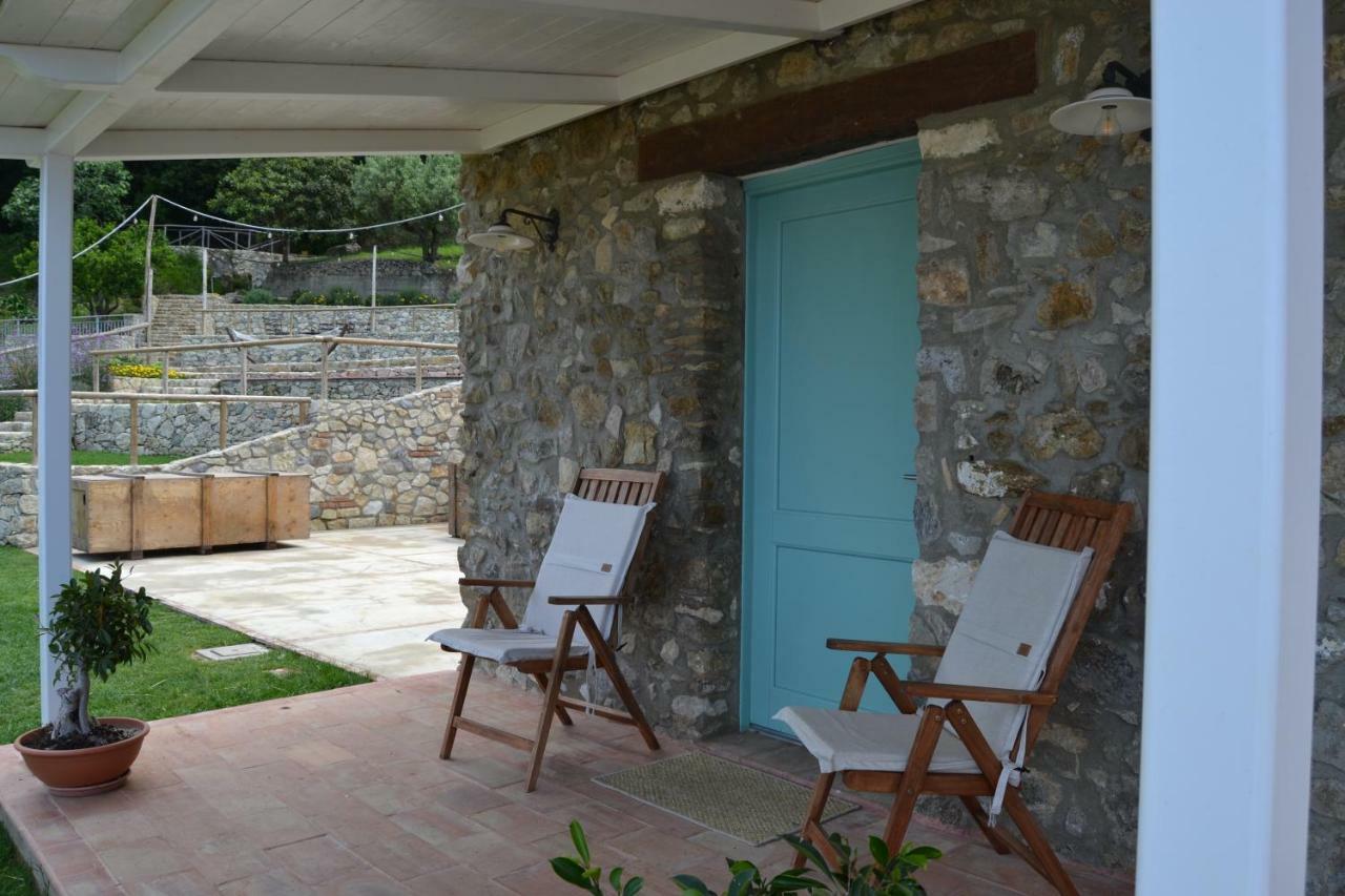Borgo Rosso Di Sera Resort San Lucido Exterior foto